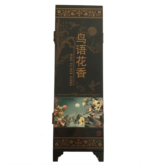 NWOT Miniature Oriental Folding Art Screen - Picture 3 of 6